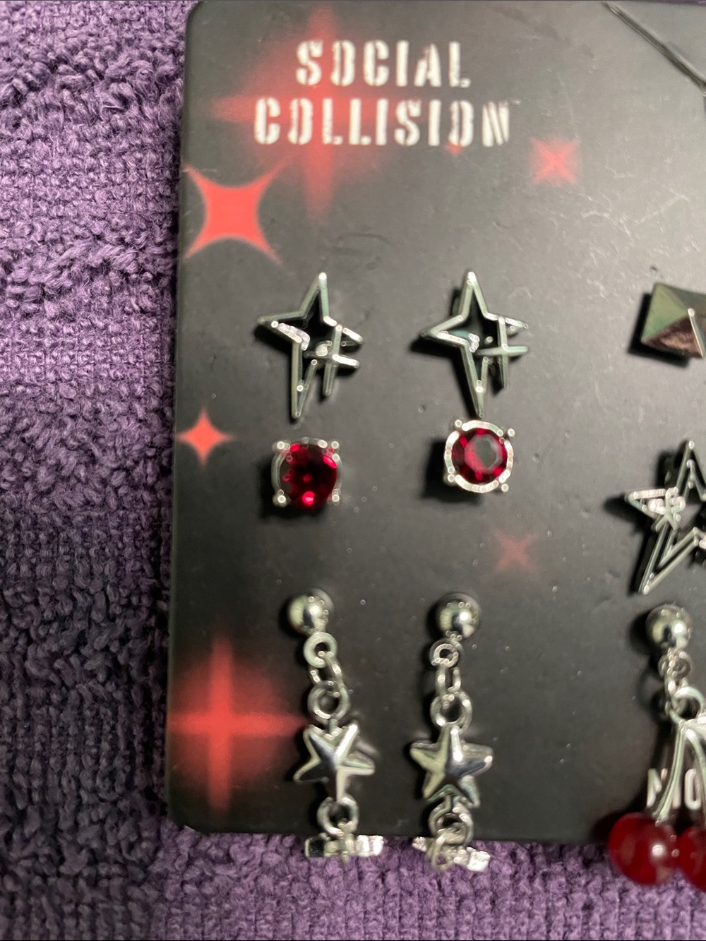 Social Collision Women's Red Accent Star Earring Set -TOTAL 9 sets. - Picture 3 of 5